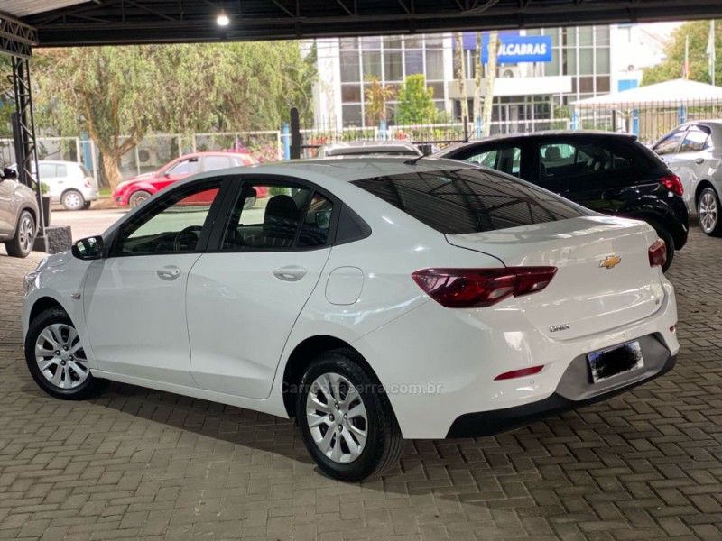 ONIX 1.0 SEDAN PLUS LT 12V FLEX 4P MANUAL - 2020 - PAROBé