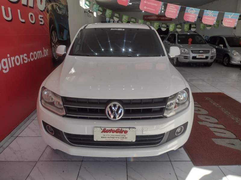 AMAROK 2.0 S 4X4 CD 16V TURBO INTERCOOLER DIESEL 4P MANUAL - 2014 - VENâNCIO AIRES