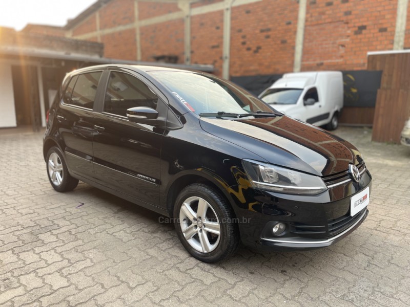 FOX 1.0 MI TRENDLINE 8V FLEX 4P MANUAL - 2017 - CAMPO BOM