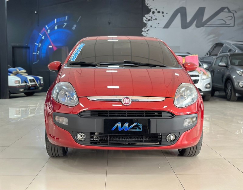 PUNTO 1.4 ATTRACTIVE ITALIA 8V FLEX 4P MANUAL - 2016 - ESTâNCIA VELHA