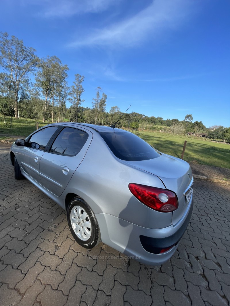 207 1.4 XR PASSION SPORT 8V FLEX 4P MANUAL - 2010 - ARROIO DO MEIO