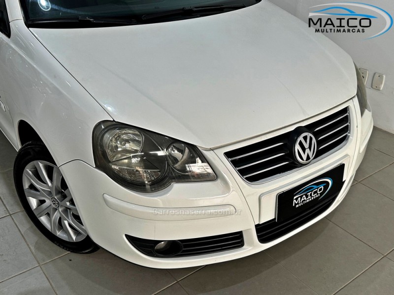 POLO 1.6 MI COMFORTLINE 8V FLEX 4P MANUAL - 2012 - NOVO HAMBURGO