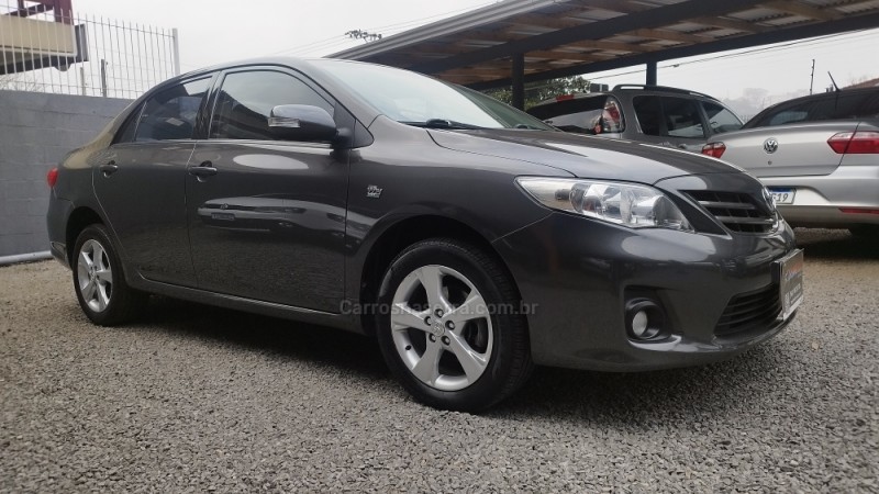 COROLLA 2.0 XEI 16V FLEX 4P AUTOMÁTICO - 2012 - FARROUPILHA