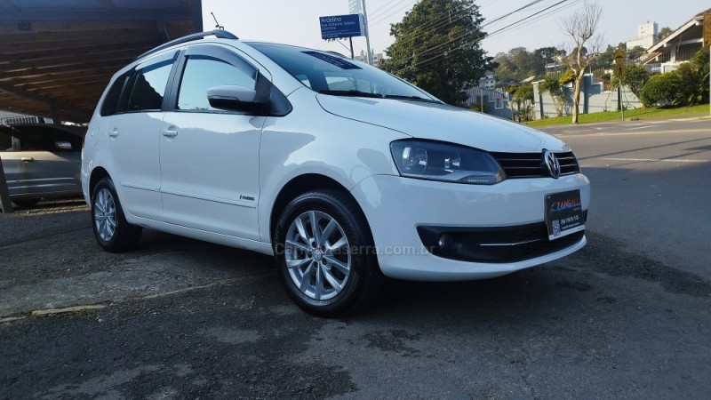 SPACEFOX 1.6 MI TREND 8V FLEX 4P MANUAL - 2014 - FARROUPILHA