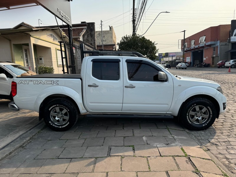 FRONTIER 2.5 SV ATTACK 4X2 CD TURBO ELETRONIC DIESEL 4P MANUAL - 2014 - CAXIAS DO SUL