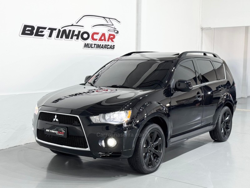 OUTLANDER 3.0 GT 4X4 V6 24V GASOLINA 4P AUTOMÁTICO - 2012 - ESTâNCIA VELHA