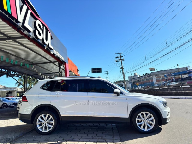 TIGUAN 1.4 ALLSPACE COMFORT 250 TSI FLEX 4P - 2018 - CAXIAS DO SUL