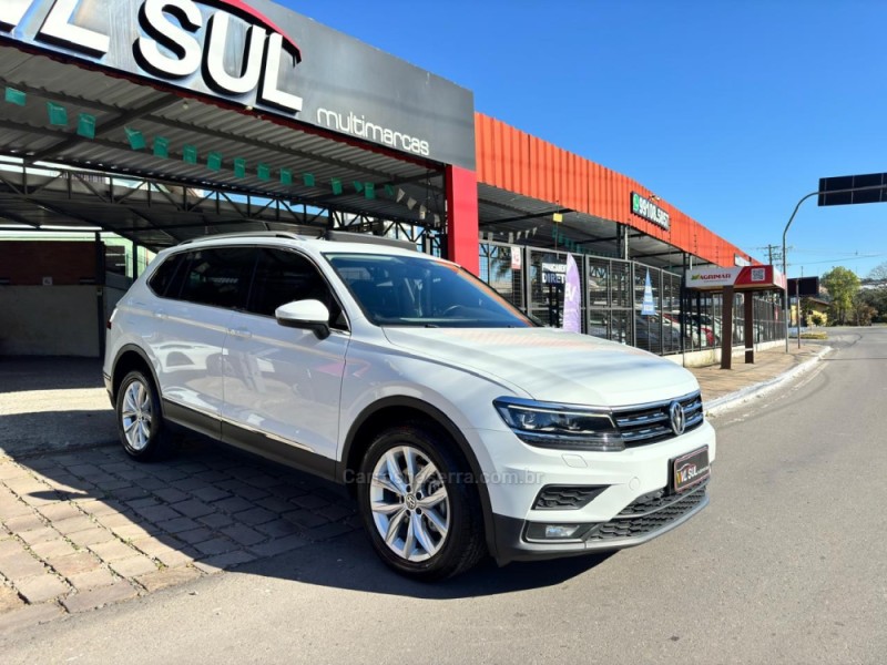 TIGUAN 1.4 ALLSPACE COMFORT 250 TSI FLEX 4P - 2018 - CAXIAS DO SUL