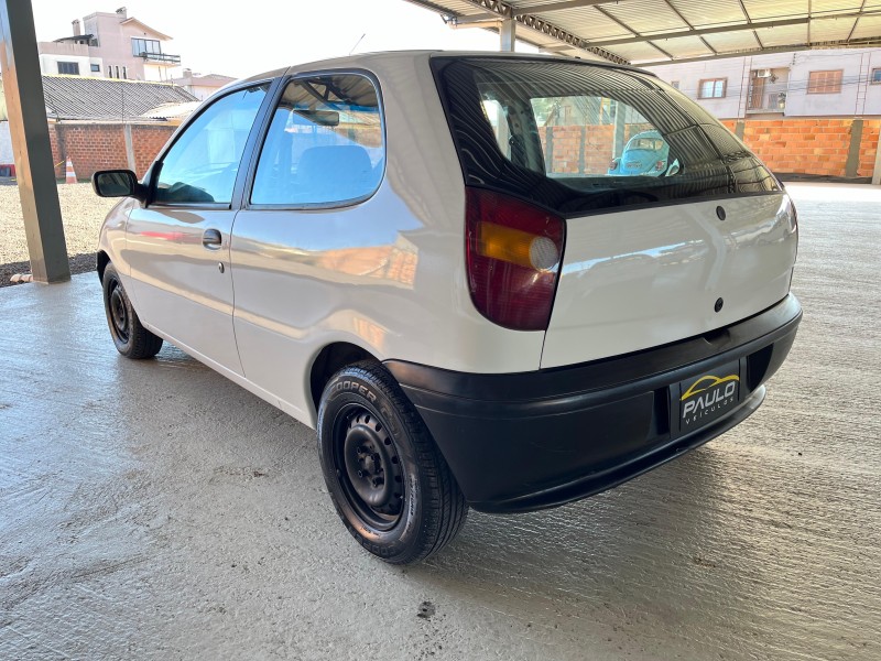 PALIO 1.0 MPI FIRE YOUNG 8V GASOLINA 2P MANUAL - 2001 - VACARIA