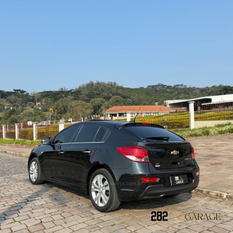 CRUZE 1.8 LTZ 16V FLEX 4P AUTOMÁTICO - 2016 - FARROUPILHA