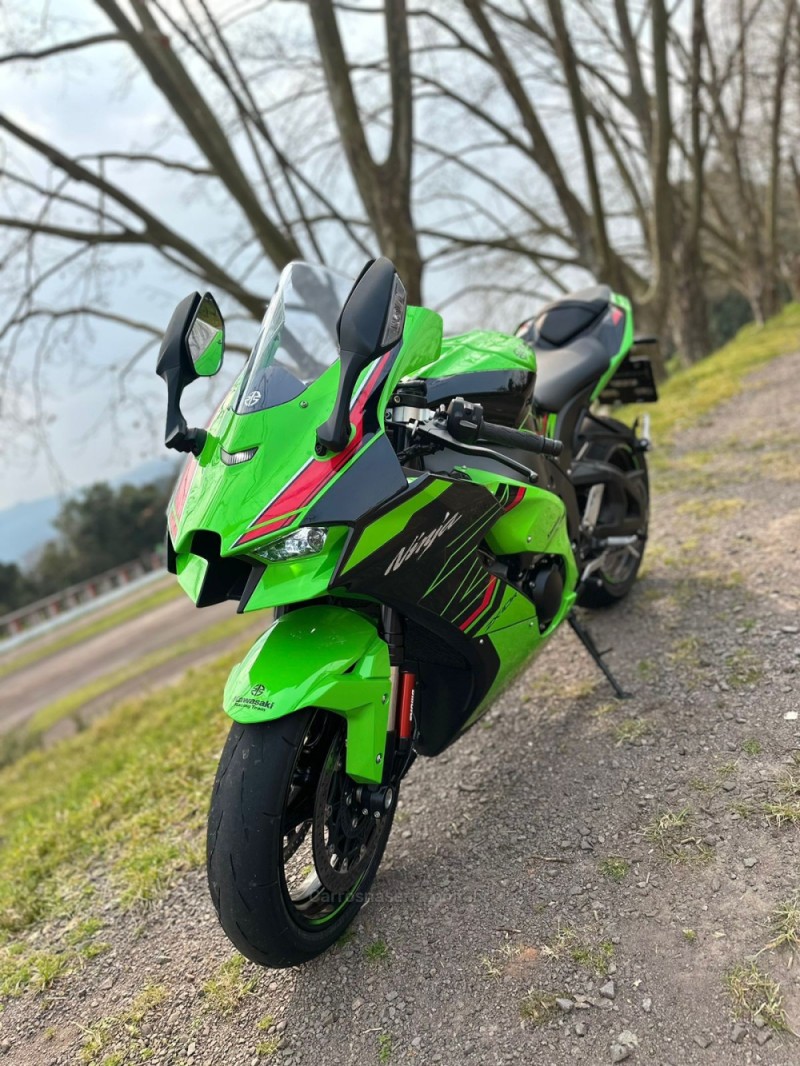 NINJA ZX-10R ABS - 2023 - BENTO GONçALVES