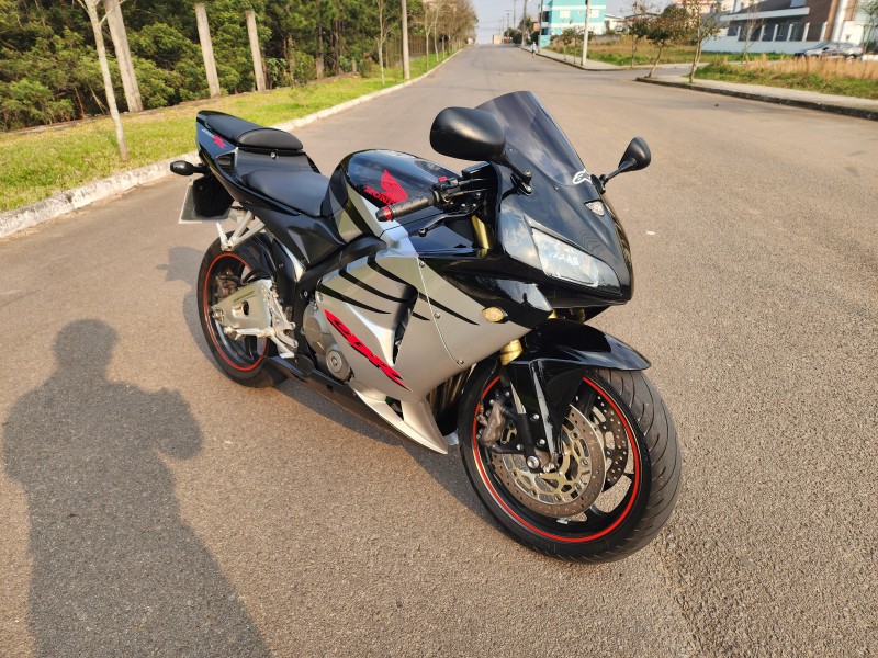 CBR 600RR  - 2006 - BENTO GONçALVES