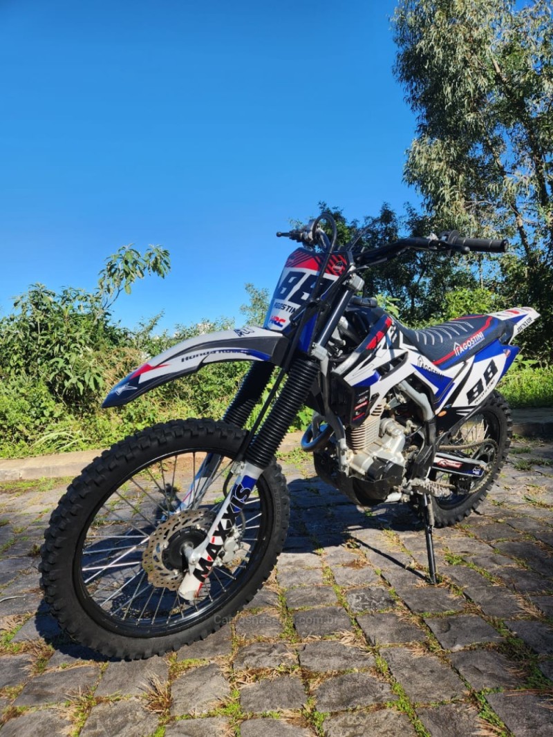 crf 250f  2022 bento goncalves