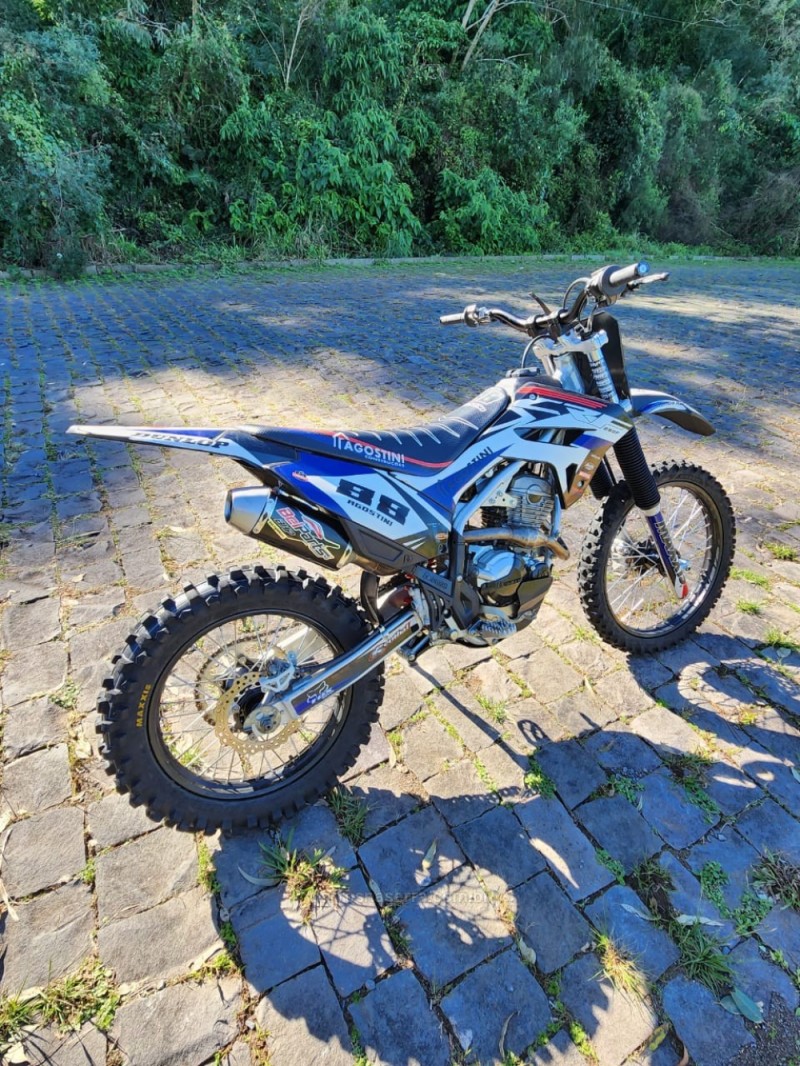 CRF 250F  - 2022 - BENTO GONçALVES