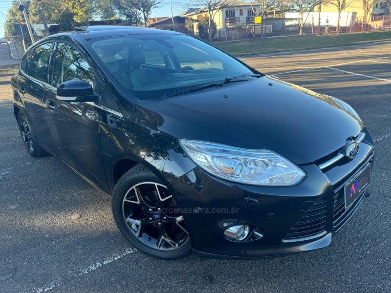 FOCUS 2.0 TITANIUM PLUS HATCH 16V FLEX 4P AUTO - 2014 - CAXIAS DO SUL