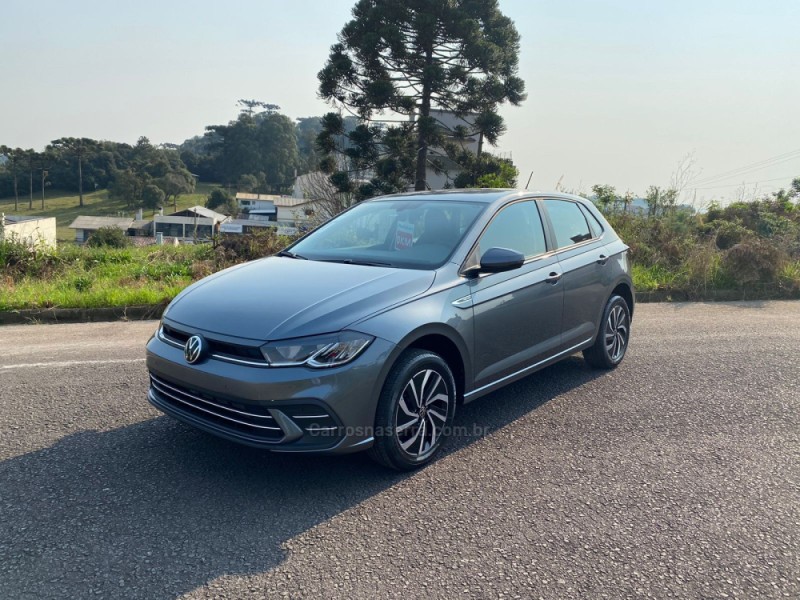 POLO 1.0	200 TSI HIGHLINE AUTOMÁTICO 