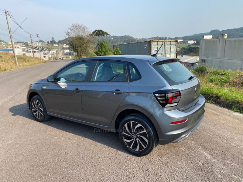 POLO 1.0	200 TSI HIGHLINE AUTOMÁTICO  - 2025 - FLORES DA CUNHA