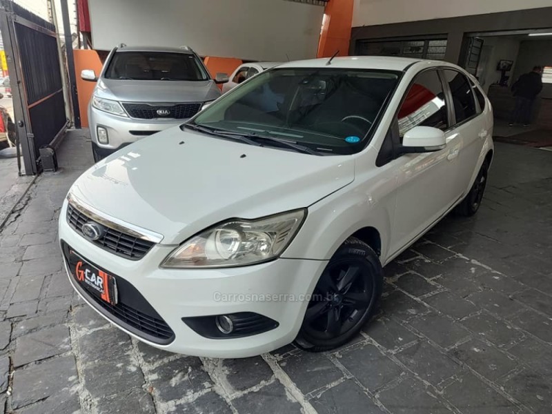 FOCUS 2.0 GLX 16V GASOLINA 4P AUTOMÁTICO - 2013 - CAXIAS DO SUL