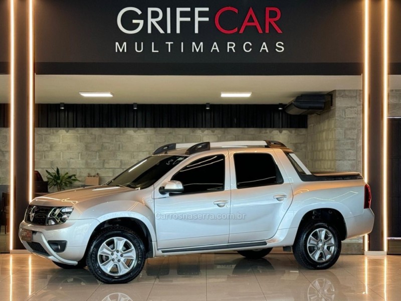 DUSTER OROCH 2.0 16V FLEX DYNAMIQUE 4P AUTOMÁTICO - 2019 - DOIS IRMãOS