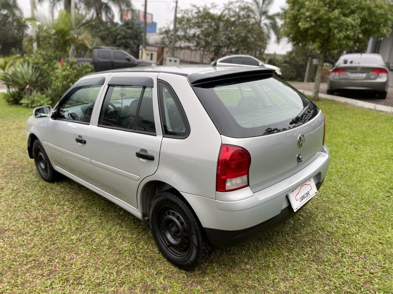 GOL 1.6 MI POWER 8V FLEX 4P MANUAL G.IV - 2008 - BOM PRINCíPIO