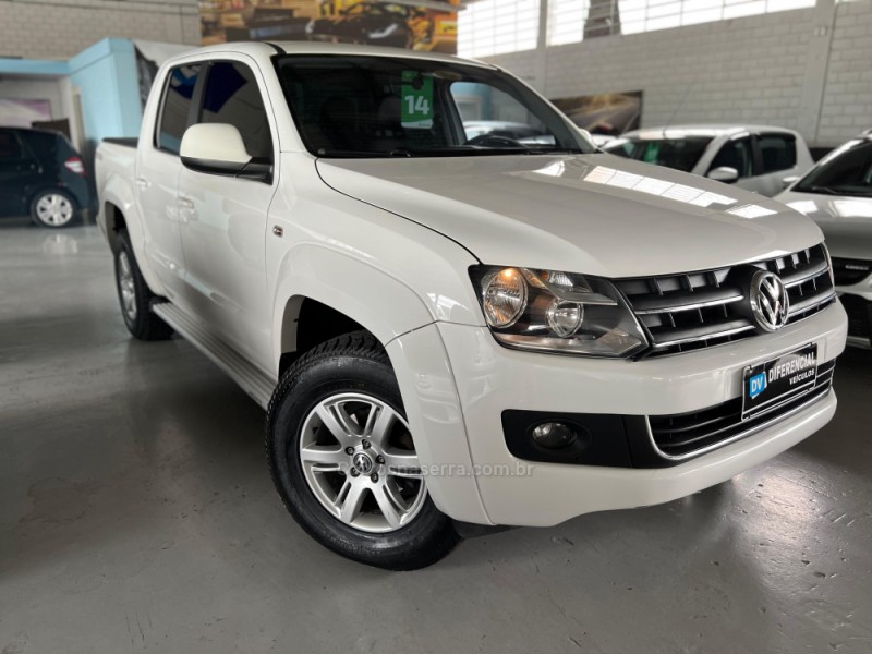 AMAROK 2.0 TRENDLINE 4X4 CD 16V TURBO INTERCOOLER DIESEL 4P MANUAL - 2014 - CAXIAS DO SUL