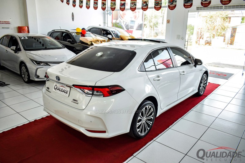 COROLLA 1.8 ALTIS PREMIUM 16V HÍBRIDO 4P AUTOMÁTICO - 2023 - SANTA CRUZ DO SUL