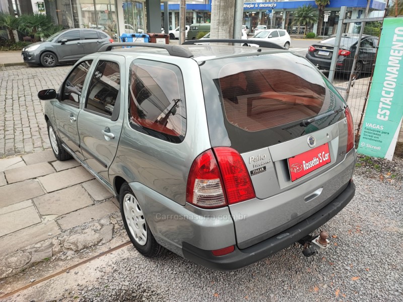 PALIO 1.8 MPI HLX 8V GASOLINA 4P MANUAL - 2005 - FARROUPILHA