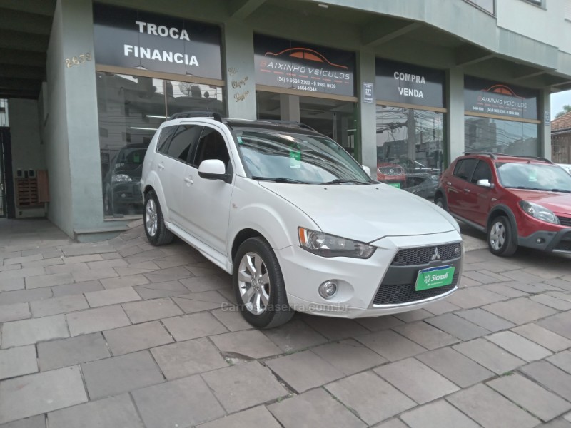 OUTLANDER 3.0 GT 4X4 V6 24V GASOLINA 4P AUTOMÁTICO - 2013 - GARIBALDI