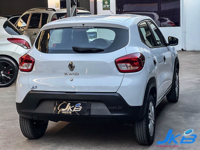 KWID 1.0 12V SCE FLEX ZEN MANUAL - 2018 - NOVO HAMBURGO