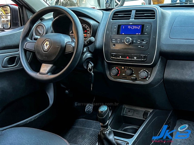 KWID 1.0 12V SCE FLEX ZEN MANUAL - 2018 - NOVO HAMBURGO