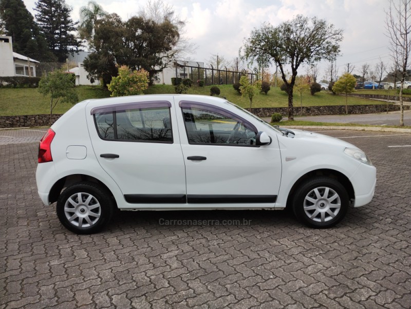 SANDERO 1.0 EXPRESSION 16V FLEX 4P MANUAL - 2011 - CAXIAS DO SUL