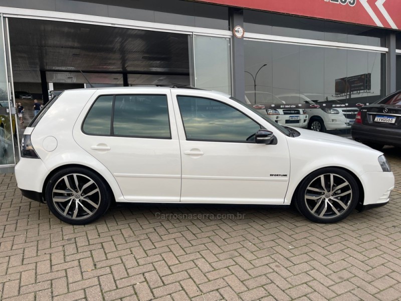 GOLF 1.6 MI SPORTLINE 8V FLEX 4P MANUAL - 2012 - PAROBé