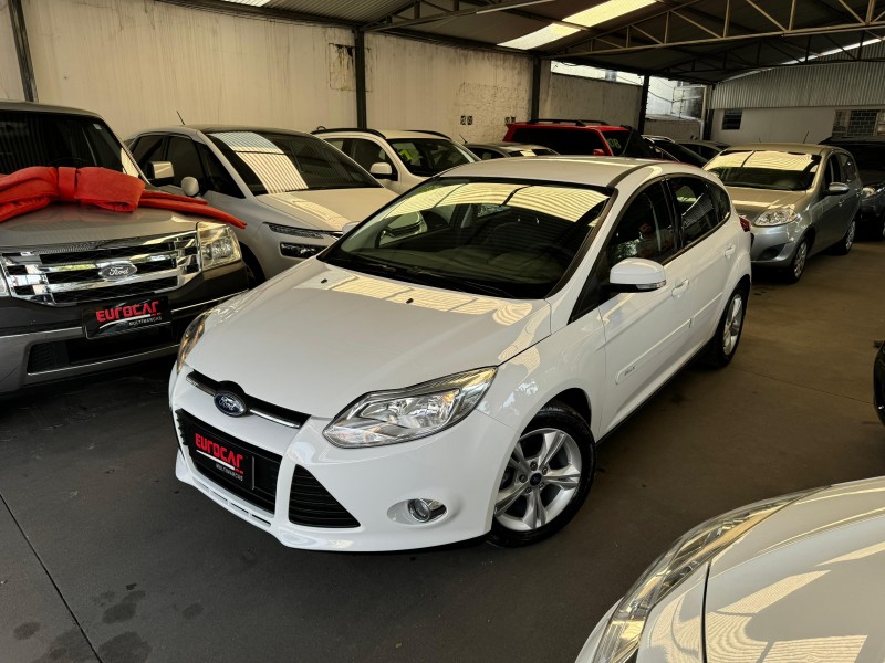 FOCUS 1.6 SE 16V FLEX 4P AUTOMÁTICO - 2015 - CAXIAS DO SUL