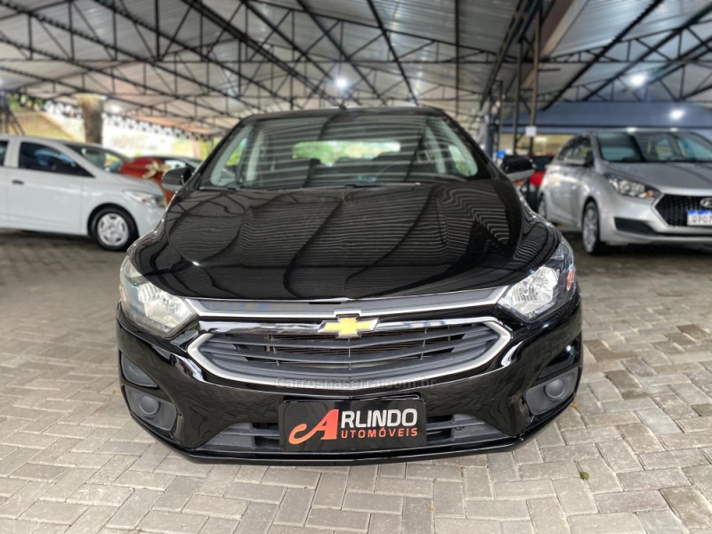 ONIX 1.0 LT 12V FLEX 4P MANUAL - 2019 - PAROBé