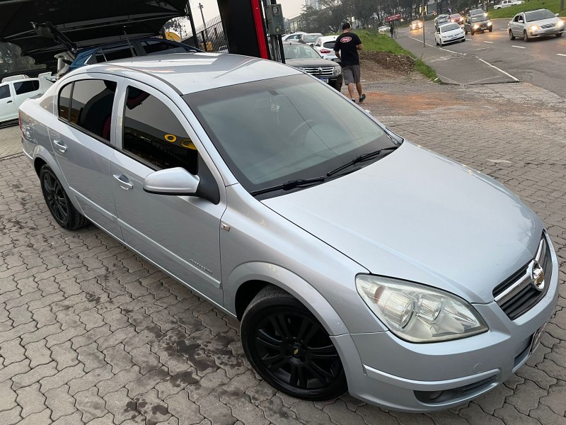 VECTRA 2.0 MPFI EXPRESSION 8V 140CV FLEX 4P MANUAL - 2007 - CAXIAS DO SUL