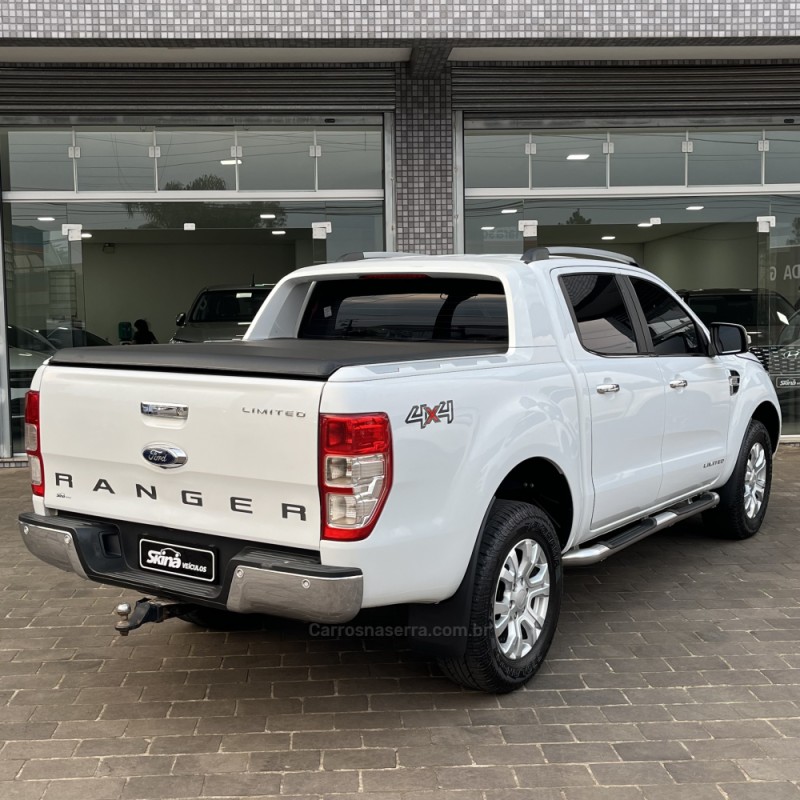 RANGER 3.2 LIMITED 4X4 CD 20V DIESEL 4P AUTOMÁTICO - 2017 - VACARIA