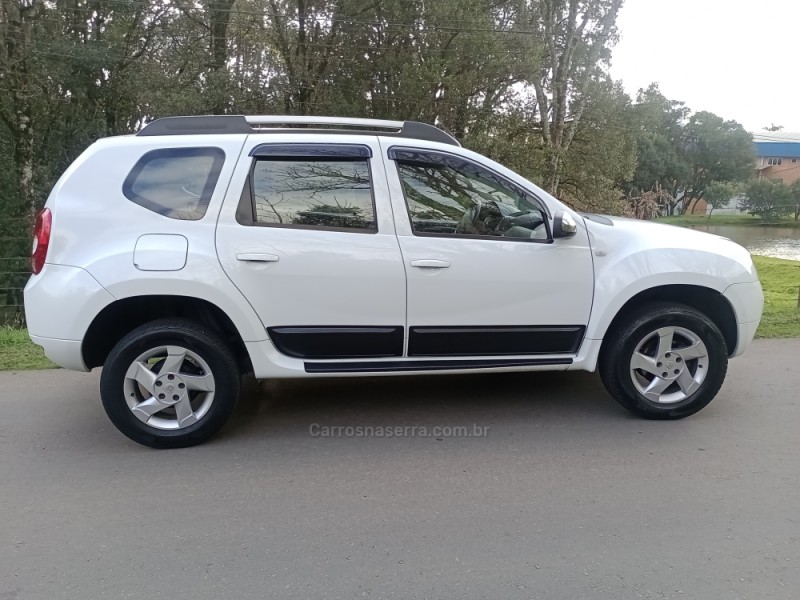 DUSTER 1.6 DYNAMIQUE 4X2 16V FLEX 4P MANUAL - 2013 - BENTO GONçALVES