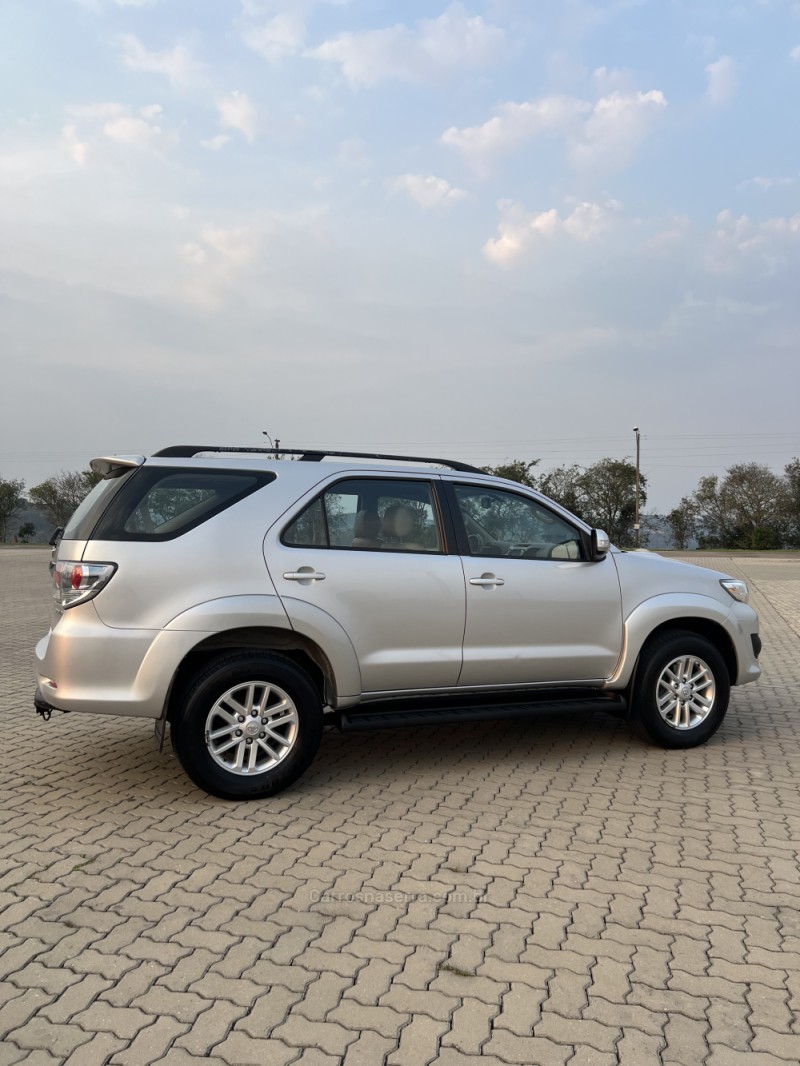 HILUX SW4 3.0 SRV 4X4 16V TURBO INTERCOOLER DIESEL 4P AUTOMÁTICO - 2012 - ANTôNIO PRADO