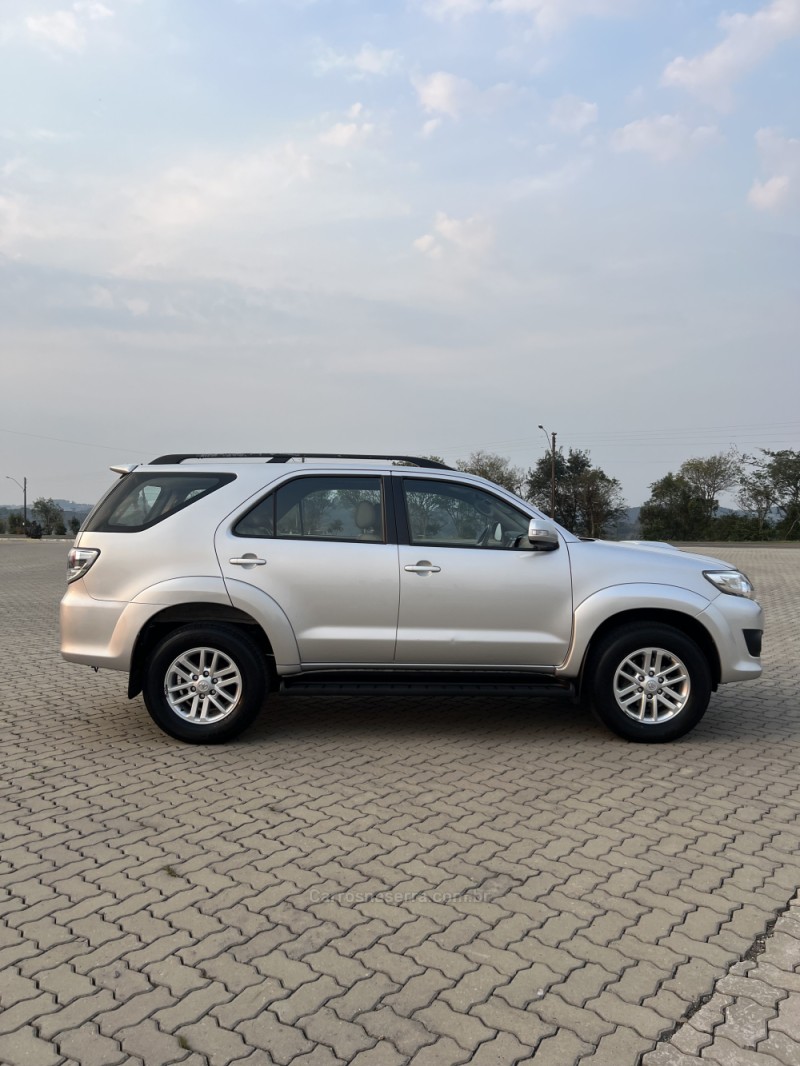 HILUX SW4 3.0 SRV 4X4 16V TURBO INTERCOOLER DIESEL 4P AUTOMÁTICO - 2012 - ANTôNIO PRADO