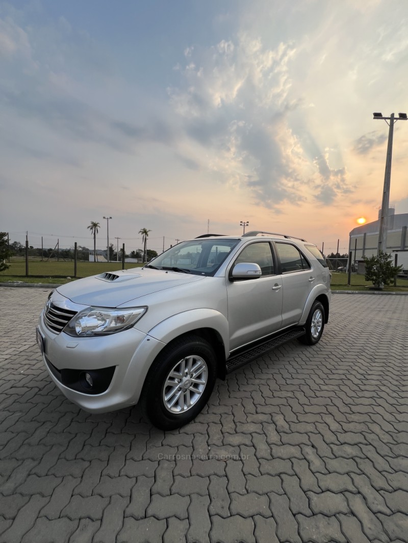 HILUX SW4 3.0 SRV 4X4 16V TURBO INTERCOOLER DIESEL 4P AUTOMÁTICO - 2012 - ANTôNIO PRADO