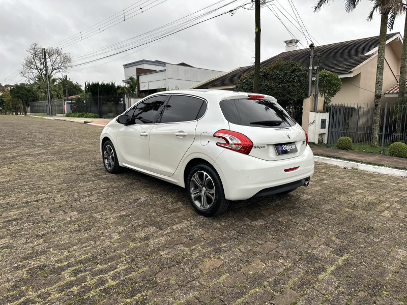 208 1.6 GRIFFE 16V FLEX 4P AUTOMÁTICO - 2016 - LAJEADO