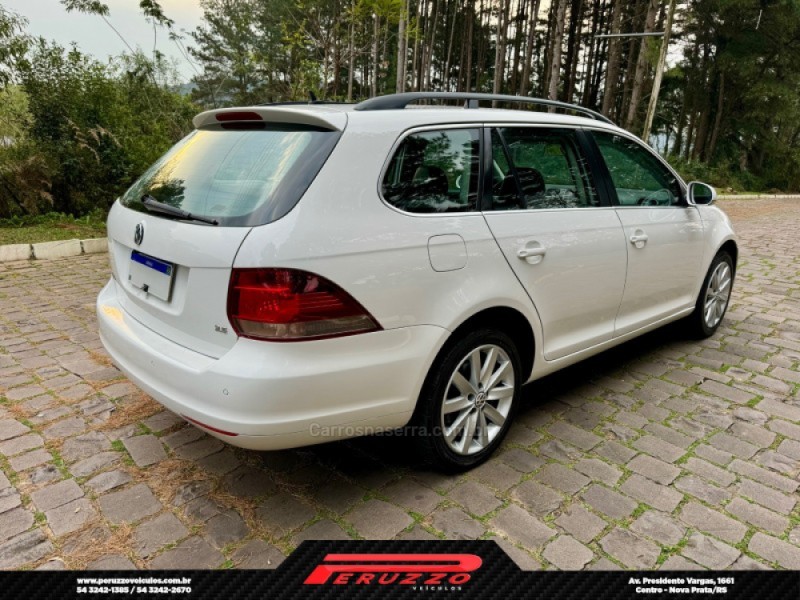 JETTA 2.5 I VARIANT 20V 170CV GASOLINA 4P TIPTRONIC - 2011 - NOVA PRATA