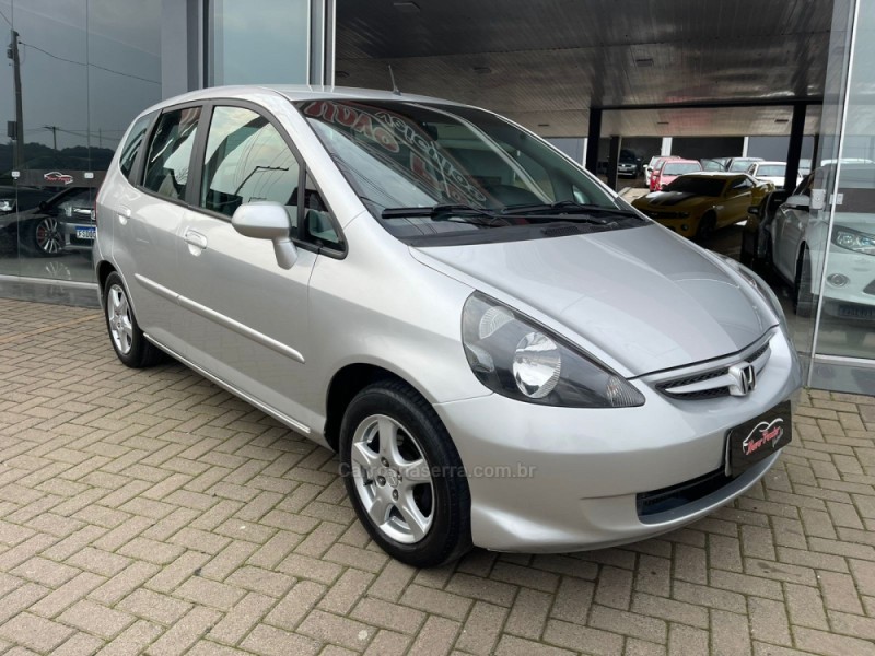 FIT 1.4 LX 8V GASOLINA 4P AUTOMÁTICO - 2007 - PAROBé