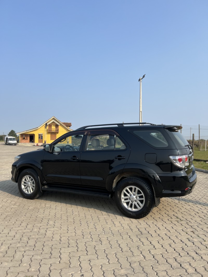 HILUX SW4 3.0 SRV 4X4 16V TURBO INTERCOOLER DIESEL 4P AUTOMÁTICO - 2012 - ANTôNIO PRADO