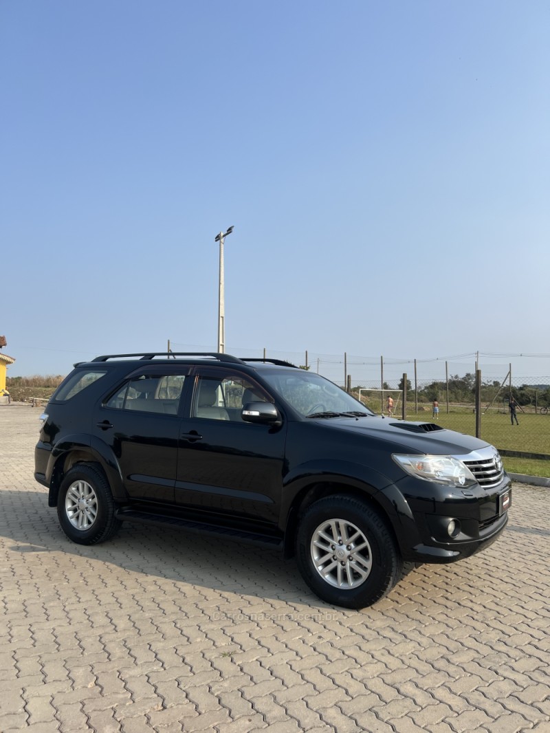 HILUX SW4 3.0 SRV 4X4 16V TURBO INTERCOOLER DIESEL 4P AUTOMÁTICO - 2012 - ANTôNIO PRADO