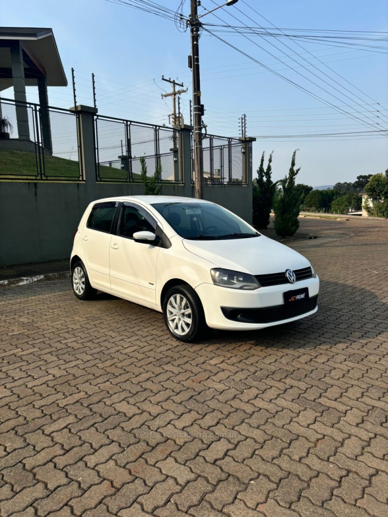 FOX 1.0 ITREND 8V FLEX 4P MANUAL - 2013 - LAJEADO