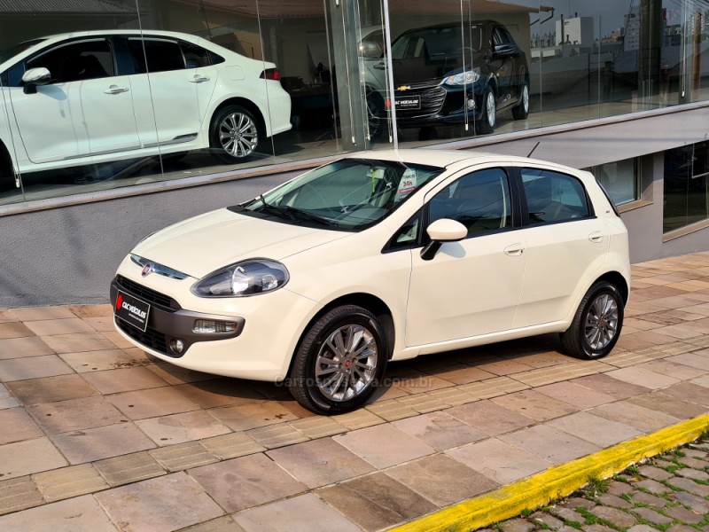 PUNTO 1.6 ESSENCE 16V FLEX 4P MANUAL - 2016 - BENTO GONçALVES