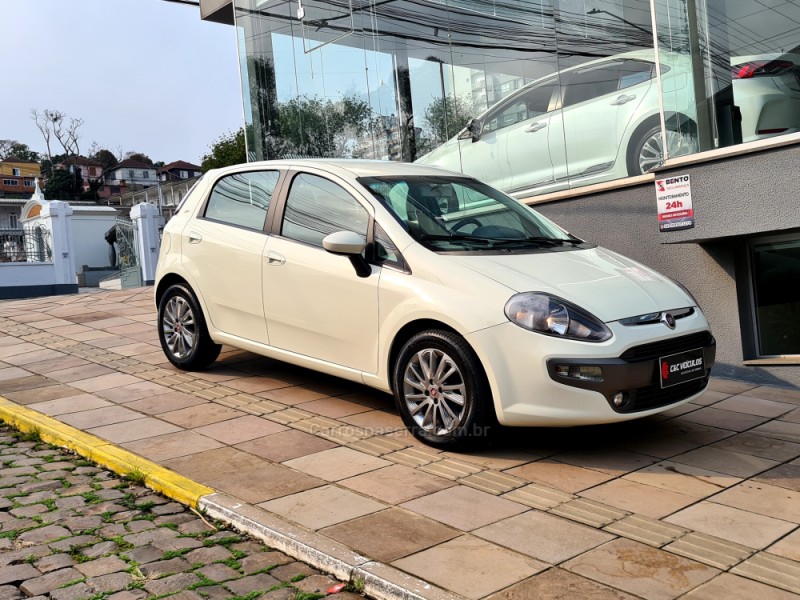 PUNTO 1.6 ESSENCE 16V FLEX 4P MANUAL - 2016 - BENTO GONçALVES