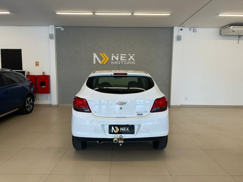 ONIX 1.4 MPFI LTZ 8V FLEX 4P MANUAL - 2016 - SãO LEOPOLDO