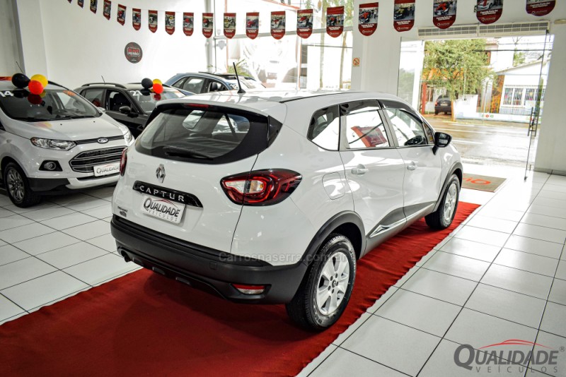 CAPTUR 1.6 LIFE 16V FLEX 4P AUTOMÁTICO - 2019 - SANTA CRUZ DO SUL